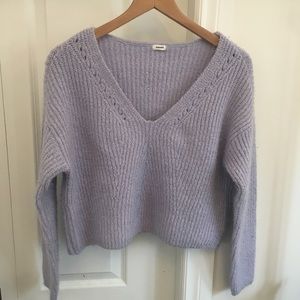 ⭐️GARAGE - lilac v neck sweater⭐️